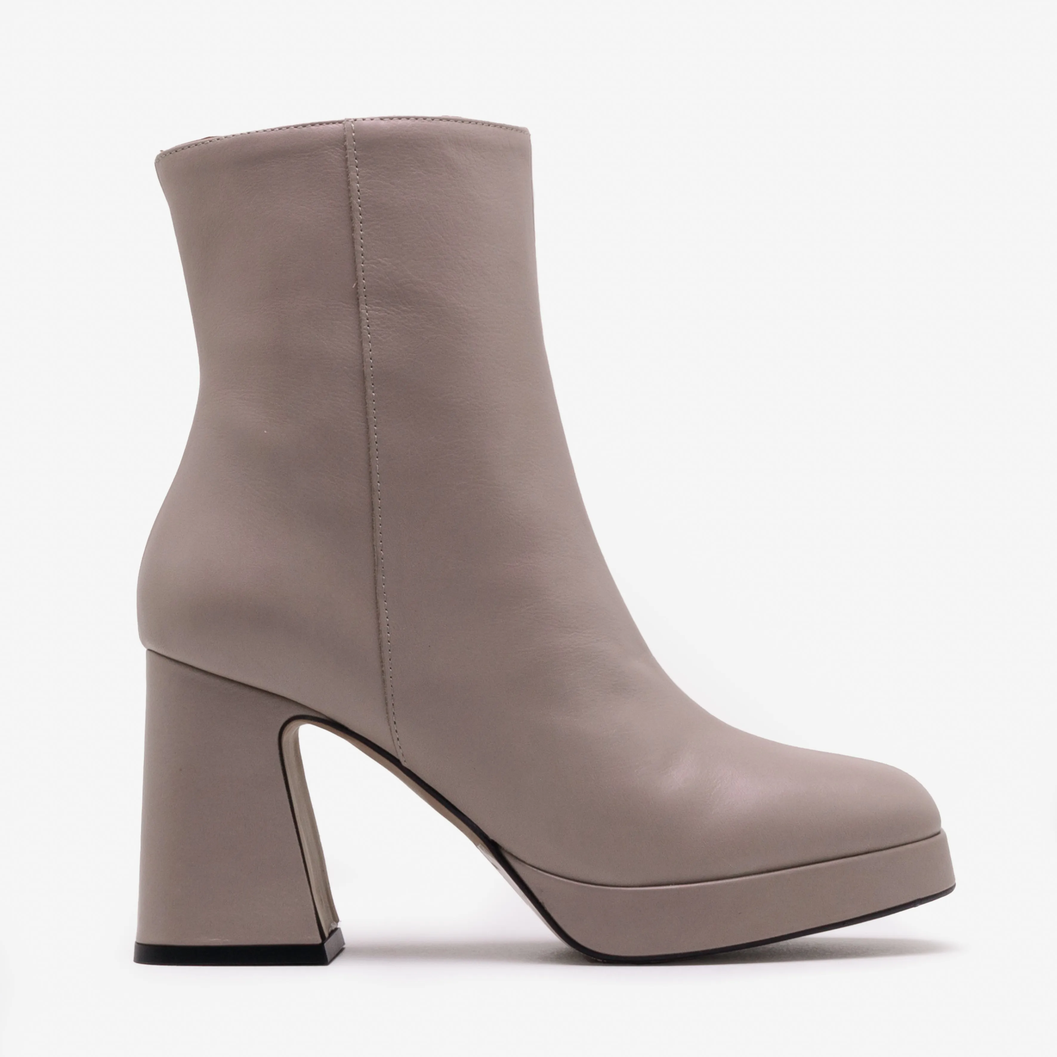 GRETA ANKLE BOOT