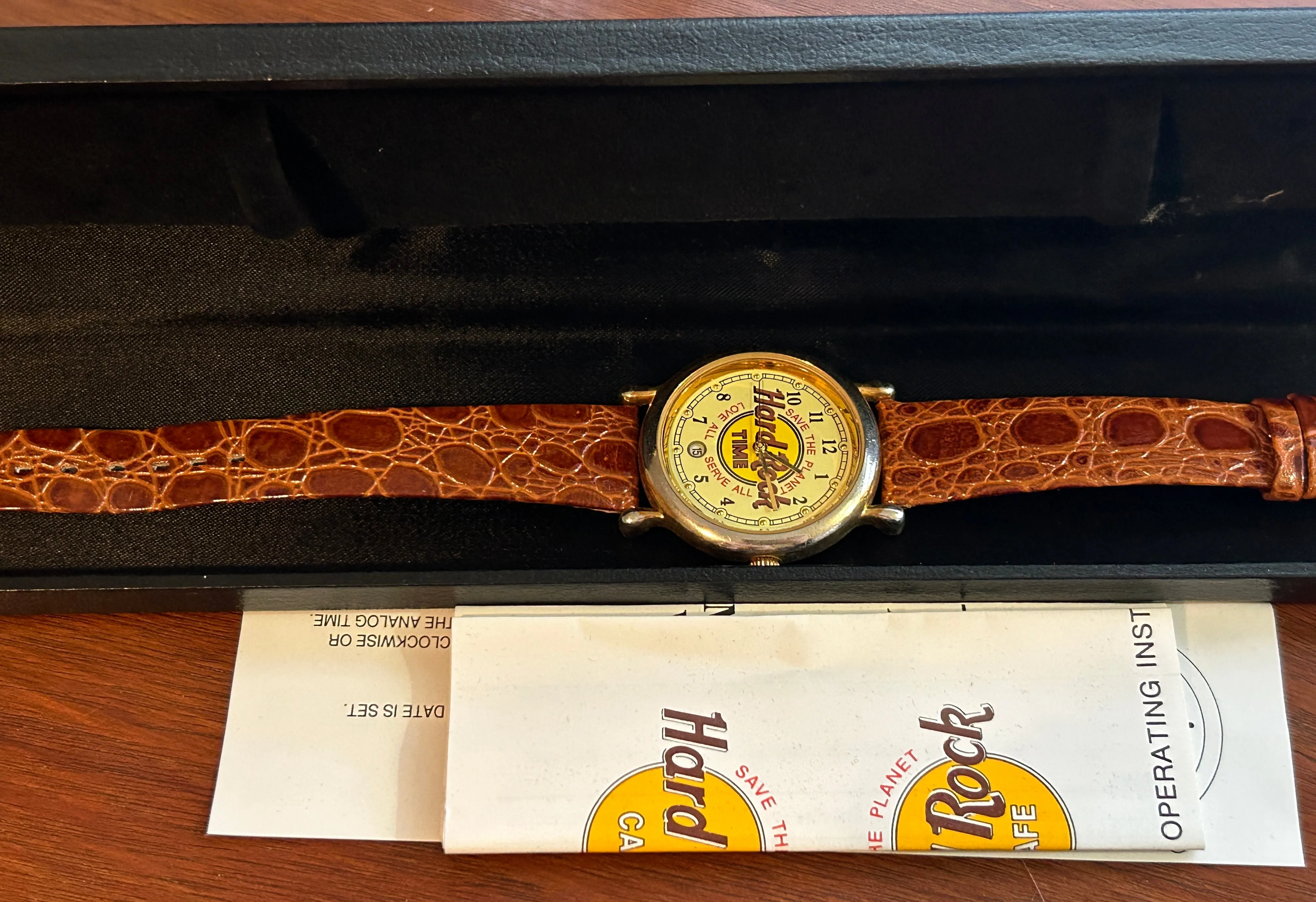 Vintage Hard Rock Cafe Date Watch 36mm Case Brown Straps Love All w BOX